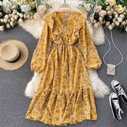 Floral Print Dress Women Fashion Retro V-neck Ruffles High Waist Slim Long Sleeve A- Line Casual Vestidos N986 210527