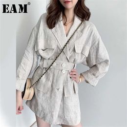 [EAM] Loose Fit Linen Button Split Joint Big Size Jacket Lapel Long Sleeve Women Coat Fashion Spring 1X5010 211112
