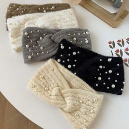 Women Fashion Knitted Headband Elegant Temperament Pearl Wide-brimmed Hair Bands Autumn Winter Warm Headwear Hair Accessories