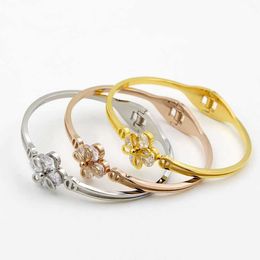 Yun Ruo New Arrival Crystal Flower Bangle Rose Gold Colour Women Birthday Gift Titanium Steel Jewellery Never Fade Q0717