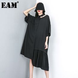 [EAM] Spring Summer Lapel Short Sleeve Black Hollow Out Irregular Pleated Big Size Shirt Dress Women Fashion JU650 21512