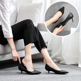 Office Lady Career Dress Solid Black Thin High Heels Shoes Woman Soft Slip On Elegant Classics Pointed Toe Pumps Heels Sandals 210520