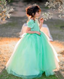 2021 Mint Lace Flower Girl Dresses Ball Gown Hand Made Flowers Tulle Lilttle Kids Birthday Pageant Weddding Gowns