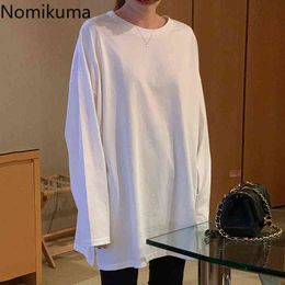 Nomikuma Causal Medium-long Split Women Tshirts Long Sleeve O-neck Autumn Winter Basic Tops New Korean Graphic Tees 6D524 210427