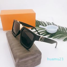 2021 New Sunglasses High-end brand glasses outdoor beach shade PC frame fashion classic men and women luxury designer sunglasses men huye002