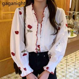 Floral Embroidery Blouse for Women French style V Neck Office Shirt Summer Vintage Puff Sleeve Female Blusas Tops 210601