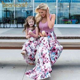 Family Matching Clothes Mother Daughter Dresses Women Floral Baby Girl Mini Mom Party 210429