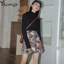 Abstract A-Line Skirt Spring Summer Female Students Korean Style Fashion Retro Print Bag Hip Tight High Waist Skirts 210421