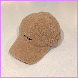 2021 Designer Caps Hats Mens Bonnet Beanie Bucket Hat Womens Baseball CapWoolen lamb wool fabric Beanies Fedora Fitted Hats Woman D219024F