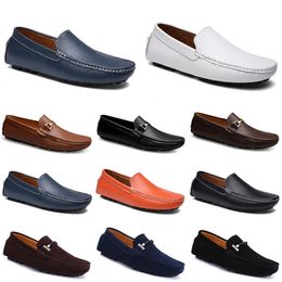 Casual Leather Fashions Men Driving Doudou Shoes Breathable Soft Sole Light Tans Blacks Navys Whites Blues Sier Yellow Grey Footwear All-Match Lazy Cross-B 79