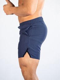 Mens Gyms Shorts New Fashion Casual Beaching Short Trousers Sweatshorts Bodybuilding Fitness Short Pants Men Joggers Shorts 210421