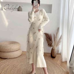 Autumn Winter Women Knitted Long Sleeve Sexy Bodycon Mermaid White Thick Warm Sweater Dress 210415