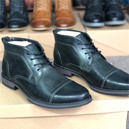 Mens Designer Dress Shoes Lace-up Martin Ankle Boot Formal Business Boots Handmade Genuine Leather Wedding Party Shoe with box 002