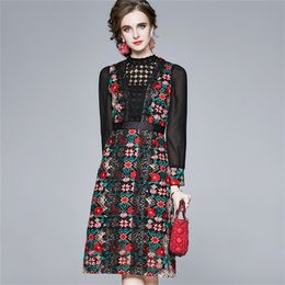 Fashion Designer Dress Summer Women O-Neck Mesh Patchwork Floral print Vintage Mini 210603