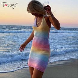 Trossy V-образным вырезом вязаное платье Tie-краска для отдыха на отпуске Платье Backbloe Beach-Up-up BodyCon Slim без рукавов Летнее мини-свитер платье Y0603