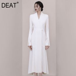 Women White Folds Asymmetrical Office Lady High Waist Dress V-Neck Long Sleeve Slim Fit Fashion Tide Summer 7E0256 210421