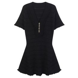 White Black V Neck Button Knitting Short Sleeve Burr Mini Dress Small Fragrance Summer Elegant D1499 210514