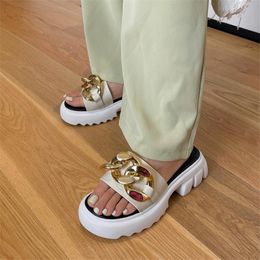 Hausschuhe PXELENA Cool Girl Punk Frauen Metallkette Echtes Leder Sommer Moderne Slides Chunky Platform Med Heels Schuhe