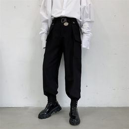 Fashion Men Joggers Pant Man High Waist with Belt Tapered Trousers Cargo Pocket Metal Disc Black Loose Hip Hop Techwear Bottom 210715