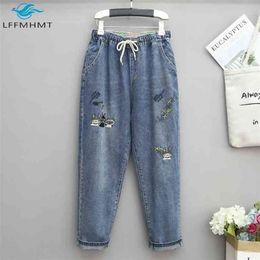 8265 Women Fashion Korea Style Cartoon Cat Embroidery Baggy Elastic Waist High Denim Cropped Pants Female Harem Jeans 210809