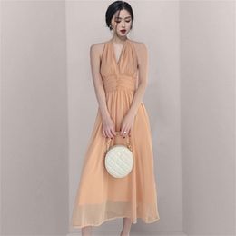 Women Sexy Halter V-Neck Boho Long Dress Summer Sleeveless Pleated Maxi Party Elegant Lady Polka Dot Beach Vestidos 210603