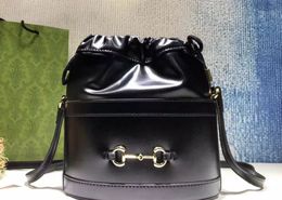 Retro fashion circle women's drawstring bag ashion high quality leather black metal buckle 602118 chain shopping handbag banquet 22cmx25cmx12cm