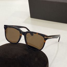 fashion modle Canada - Mens Designer Sunglasses Women Luxury Sun Glasses 0775 Modle Square Frame Brand Retro Fashion Goggle Occhiali Da Sole Firmati With Original Packages