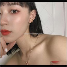 Necklaces & Pendants Drop Delivery 2021 Jewelry Gold Simple Acrylic Diamond Series Butterfly Pendant Earrings Necklace Clavicle Chain Set 798