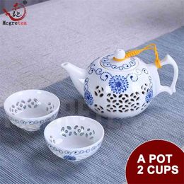 tea sets blue-and-white exquisite ceramic pot kettles cup porcelain chinese kung fu set drinkware 1 Pot 2 Cup 210813