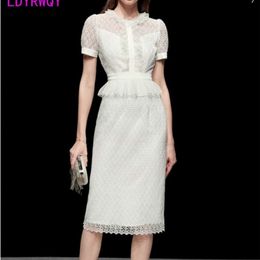 LDYRWQY Summer women's white lace temperament slim short-sleeved mid-length dress Knee-Length Office Lady 210416