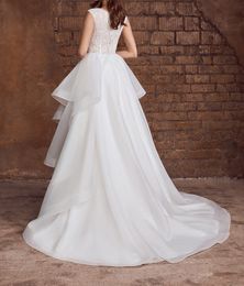 2021 Elegante weiße Brautkleider, A-Linie, V-Ausschnitt, Spitze, applizierte Perlen, bedeckter Hintern, Brautkleider Robe De Mariée