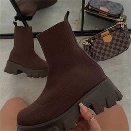 Autumn and Winter Couple Socks Boot Thick-soled Casual Large Size Net Red Knitted Short Botas Femininas 211105