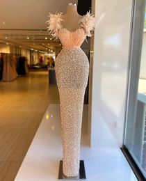 Feather Sequins Mermaid Evening Dresses Lace Appliques Women Prom Dress Sleeveless Floor Length Celebrity Robe De Soriee