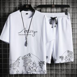 Men's Tracksuits 2023 Mens Casual Set Summer Harajuku Tracksuit T-shirt Sports Shorts Running 2PCS Sets Printing Fashion Male Sport Suit