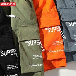 FGKKS Trend Brand Men Cargo Shorts Summer New Men's Harajuku Letter Print Shorts Fashion Casual Shorts Male H1210