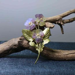 Intellectual elegant copper green leaves of the lacquer that bake to restore ancient ways pansy flower brooch brooches female ac