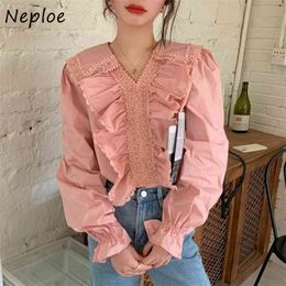 Elegant Lace Patchwok Ruffles Blouse Women V Neck Draped Design Heavy Work Blusas Long Sleeve Pullover Shirt Solid Spring 210422