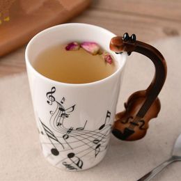 Creative Music Violin Style Guitar Ceramic Mug Coffee Tea Milk Stave Cups with Handle Coffee Novelty Gifts
