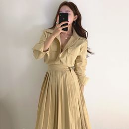 Spring Women Korean Style Turn-down Collar Single-breasted Side Tie Waist Long-sleeved Pleated Shirt Dress 210510