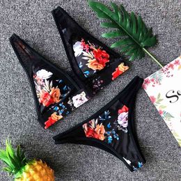 Two Piece Sport Swimsuit Women 2021 Flower Print Fashion Push-Up Padded Bra Beach Bikini Set Swimsuit X0523