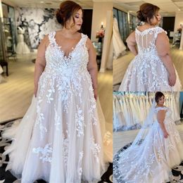 Plus Size Wedding Dresses A Line V Neck Bridal Gowns Zip Back Blush Big Lady Court Train Garden Designer Lace Appliqued Outdoor Marriage Vestido De Novia