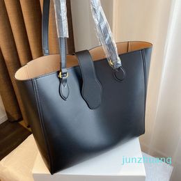 Designer- Women fashion large capacity shopping bags ladies classic temperament Leather Shoulder Bag size 35*12*32cm