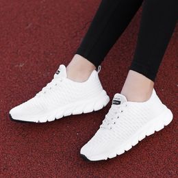 Wholesale Women's running shoes lightweight fly mesh breathable black white pink sports trendy female casual sneakers trainers