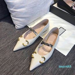 Модная женская обувь для обуви плоские каблуки высококачественные девочки.