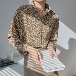 Chic Animal Printed Women Leopard Retro Full Sleeves Plus Size Vintage All Match Shirts Loose Stylish Blouses 210421