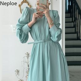 Neploe Korean Woman Dress O-neck Lantern Sleeve Vestidos OL Lace Up Slim Waist Pleated Elegant Dresses for Women with Belt 94821 210422