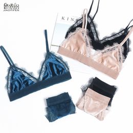 Vintage Velvet Women Underwear Set Sexy Lace Ultra-thin Bra Set High Quality Triangle Cup Push Up XL Plus Size French Bralette X0526