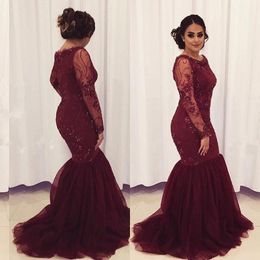 2021 Arabic Burgundy Evening Dresses Wear Jewel Neck Illusion Lace Appliques Crystal Beaded Mermaid Long Sleeves Plus Size Formal Party Dress Prom Gowns