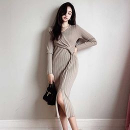 Spring Autumn Korean Style V-Neck Twist Knot Cross-Slim Midi Knitted Dress Women Split Sweater Dresses 210529