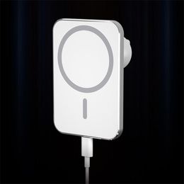 2022 carregador magnético para iphone Carregador sem fio do carro magnético para o iPhone 13 12 Pro Max 15w suporte rápido de carregamento com caixa de varejo